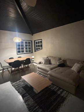 Casa estilosa na rua principal de Búzios